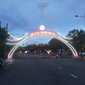 LedTruongThinhSG-thi-cong-cong-chao-den-led-pho-di-bo-nguyen-van-tri